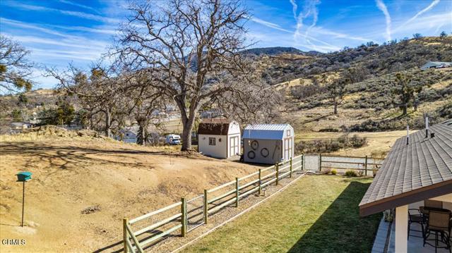 Detail Gallery Image 28 of 41 For 17600 Ascot Ct, Tehachapi,  CA 93561 - 3 Beds | 2 Baths