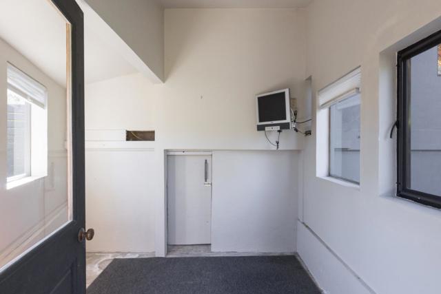 3493 Greenfield Place, Carmel CA: https://media.crmls.org/mediaz/c5b997b2-7953-43e8-b37b-9f5700e83745.jpg