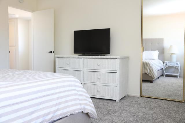 73167 Alice Marble Lane, Palm Desert CA: https://media.crmls.org/mediaz/c5bb2710-0e1a-445c-b236-4cd519bdd24b.jpg