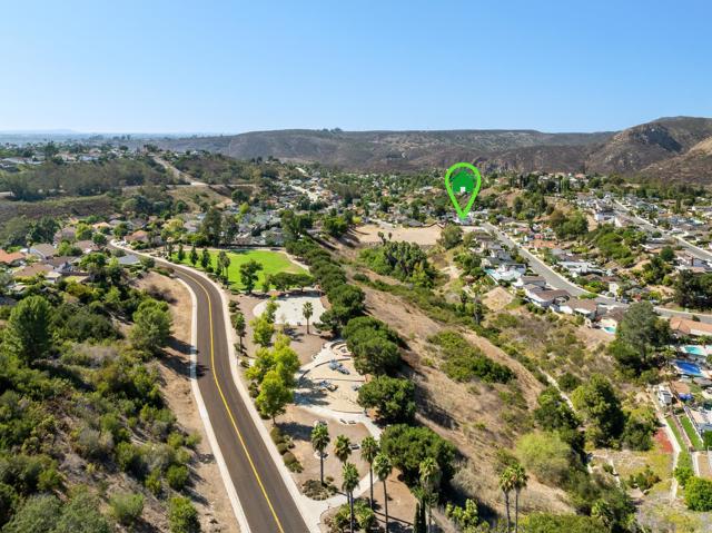 6815 Monte Verde, San Diego CA: https://media.crmls.org/mediaz/c5bb3d68-0427-42d6-b79d-6f70b223d674.jpg