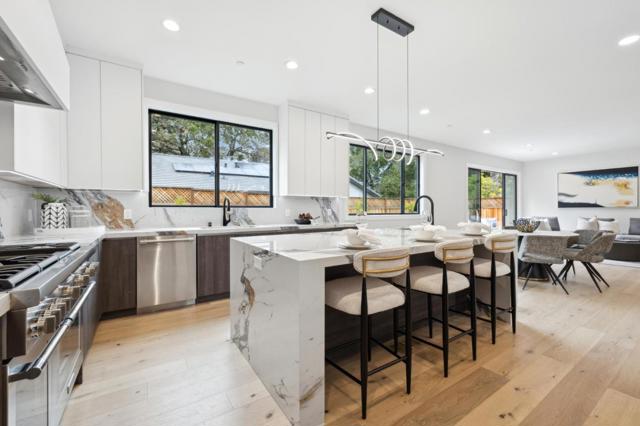 1074 Riverside Drive, Los Altos CA: https://media.crmls.org/mediaz/c5bb4477-990a-4237-8423-d553cf644535.jpg