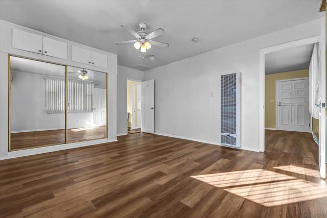 4927 Ellenwood Drive, Los Angeles CA: https://media.crmls.org/mediaz/c5bb5f82-5475-4b15-95e1-6810c8dba991.jpg