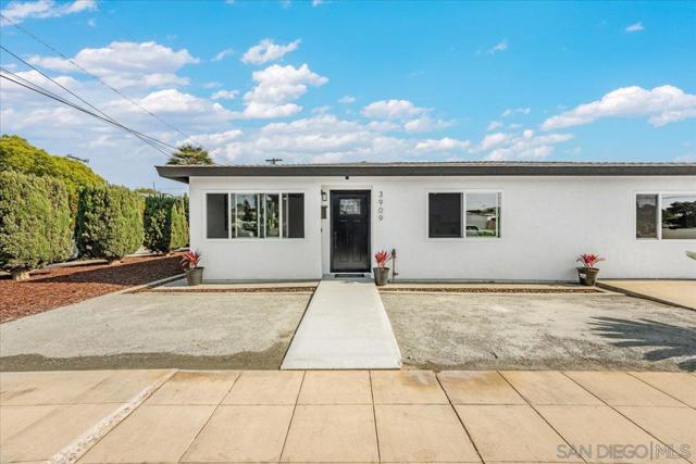 3905 3909 Cottonwood St, San Diego CA: https://media.crmls.org/mediaz/c5bc2528-2480-40e4-b583-6586081cdc6c.jpg