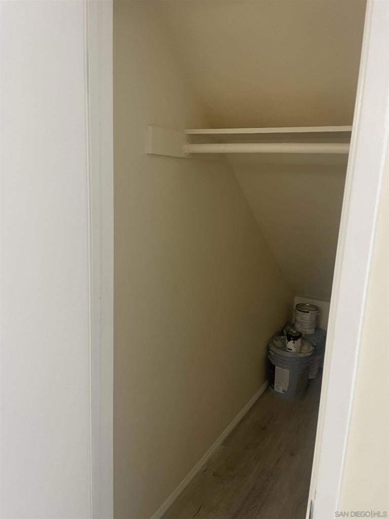 3282 Berger Avenue - photo 12