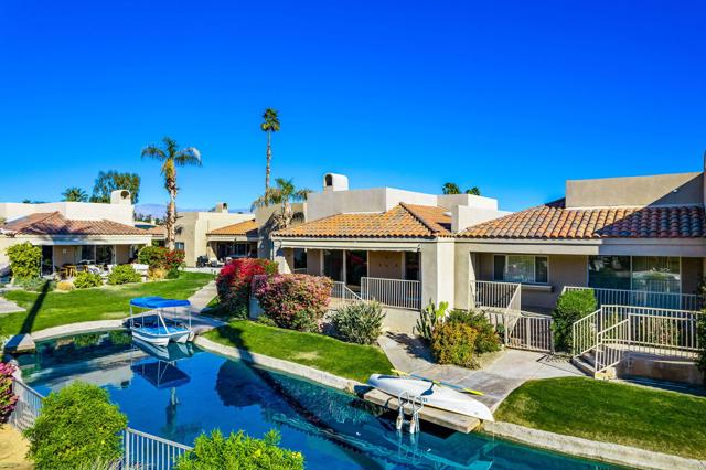 153 Lake Shore Drive, Rancho Mirage CA: https://media.crmls.org/mediaz/c5bda666-a775-4080-ba29-401d9b9f734e.jpg