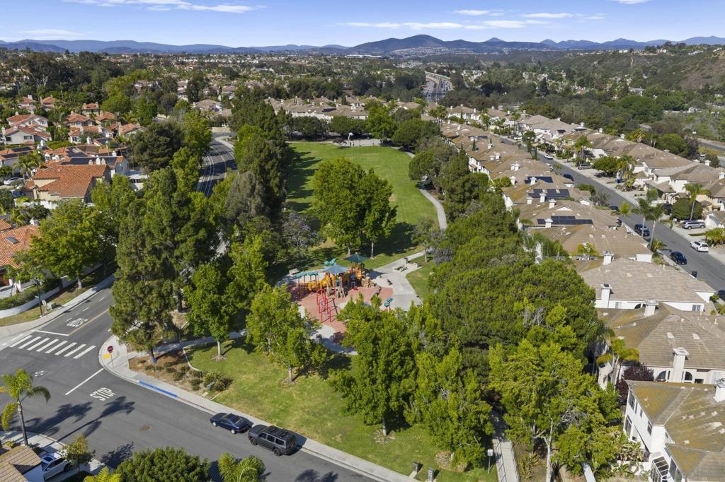 MLS #250033731SD img 44