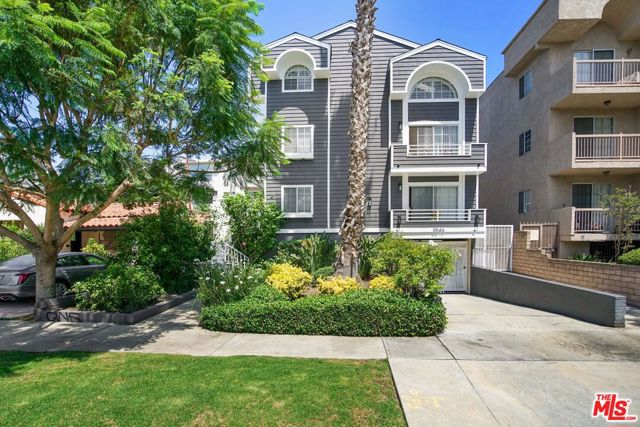 3546 Clarington Avenue, Los Angeles, California 90034, 2 Bedrooms Bedrooms, ,2 BathroomsBathrooms,Condominium,For Sale,Clarington,24426845