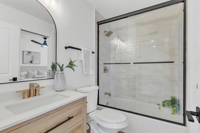 10670 Duke Miguel Court, Santee CA: https://media.crmls.org/mediaz/c5c052b8-7979-4124-a43b-02ad698d8b0e.jpg