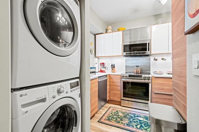 2600 Oak Road, Walnut Creek CA: https://media.crmls.org/mediaz/c5c0890d-1dc8-4cc9-9c2e-df075b5877a9.jpg