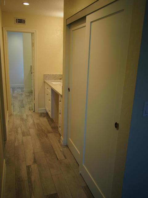 211 Windtree Avenue, Thousand Oaks CA: https://media.crmls.org/mediaz/c5c2890d-61c1-4731-acf1-3b8a0b04127d.jpg
