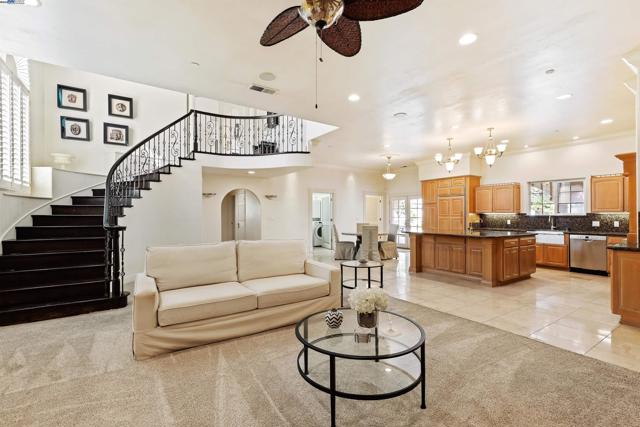 4224 Greenville Rd, Livermore CA: https://media.crmls.org/mediaz/c5c29820-2532-434c-a47c-bf2e6fd79203.jpg