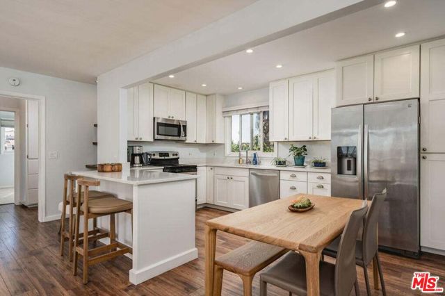 Image 26 of 74 For 440 Corona Del Mar