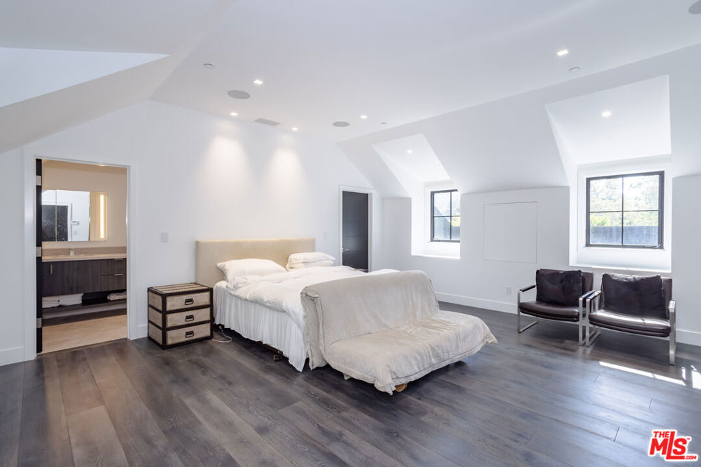 MLS #25481115 img 39