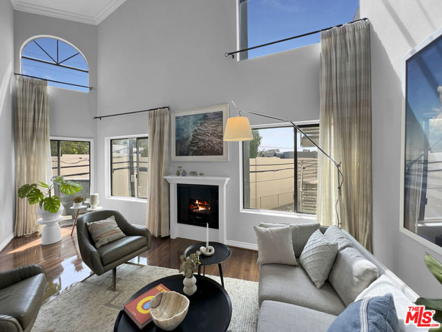 4211 Arch Drive, 204 photo 6