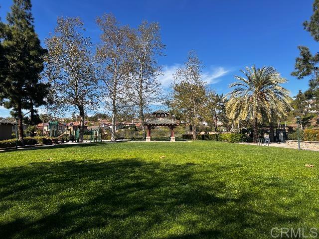 Detail Gallery Image 12 of 71 For 7965 Grado El Tupelo, Carlsbad,  CA 92009 - 4 Beds | 2/1 Baths