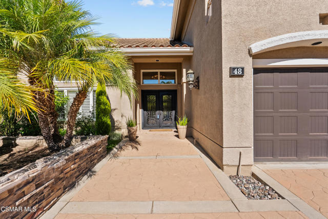 48 Golden Glen Drive, Simi Valley CA: https://media.crmls.org/mediaz/c5c4b14b-4b37-4c4a-9d7f-c940516a7aff.jpg