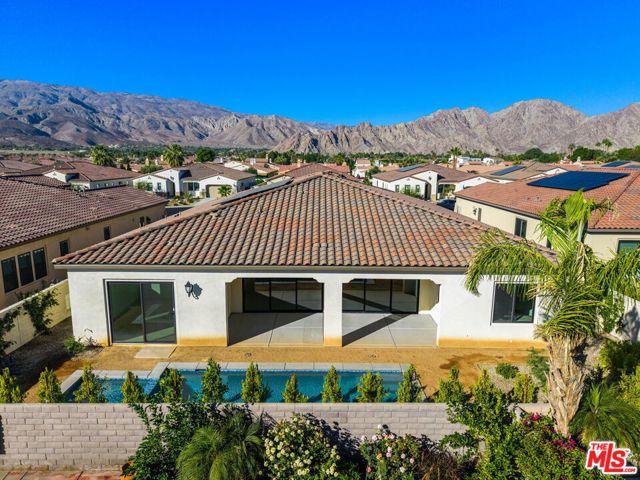 57660 Cherrywood Place, La Quinta CA: https://media.crmls.org/mediaz/c5c558b3-af55-4034-afaf-aaecd668e67f.jpg