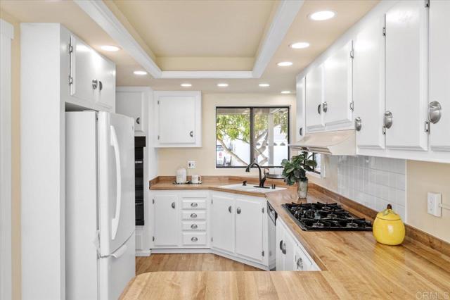 Detail Gallery Image 12 of 43 For 18218 Paradise Mountain Rd Spc 89,  Valley Center,  CA 92082 - 2 Beds | 2 Baths