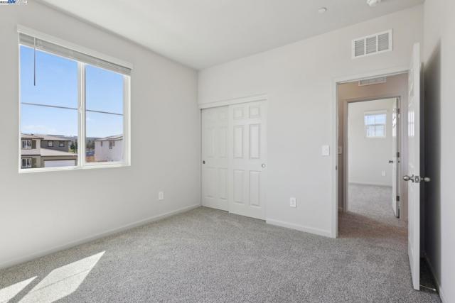 5204 Cardinal Court, Antioch CA: https://media.crmls.org/mediaz/c5c7a206-f494-48f7-99a5-4513f0d1ddbd.jpg