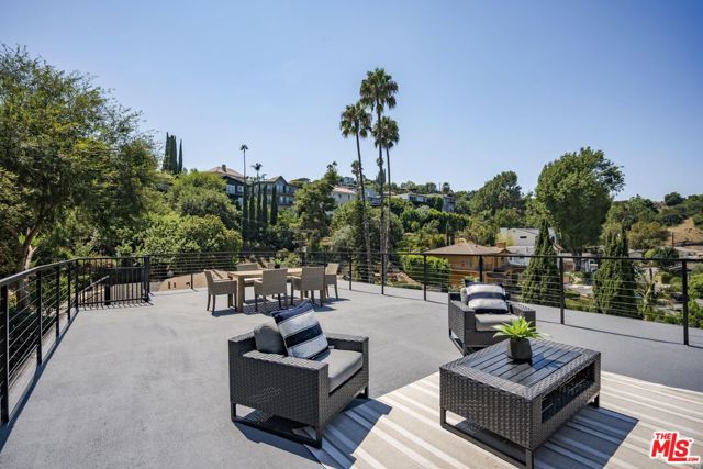 1046 Oban Drive, Los Angeles CA: https://media.crmls.org/mediaz/c5c83cd1-8917-4ae9-b6be-ca8d6cfeb44e.jpg