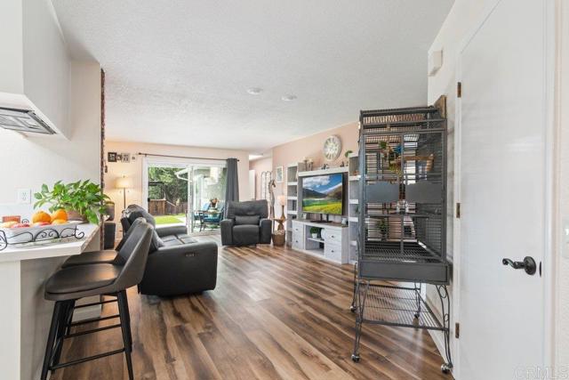 Detail Gallery Image 13 of 62 For 914 N Main Ave, Fallbrook,  CA 92028 - 3 Beds | 2 Baths