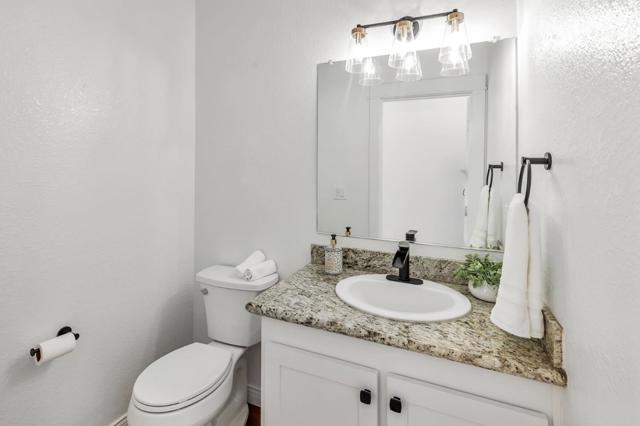 221 Creekside Village Drive, Los Gatos CA: https://media.crmls.org/mediaz/c5c8e65b-fa51-4e61-8f9f-4ac33dfb38b9.jpg
