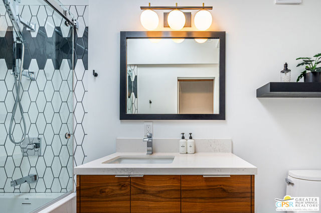 Image 43 of 64 For 2340 Duane Road