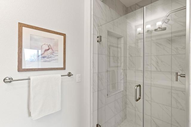 609 E Evelyn Avenue, Sunnyvale CA: https://media.crmls.org/mediaz/c5c9978b-f3b5-40d6-b353-9179e6c02a76.jpg
