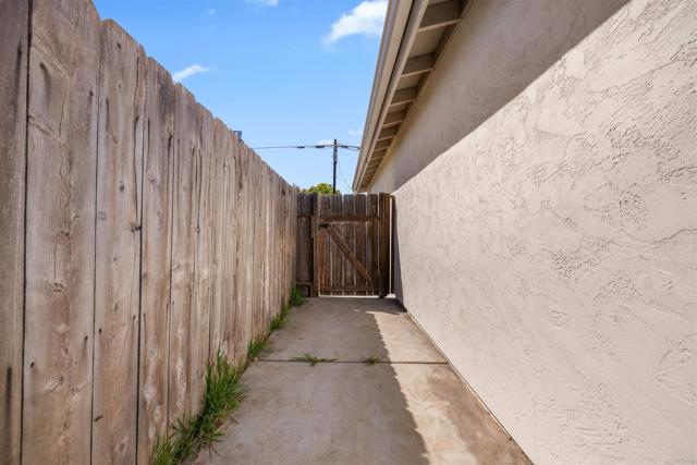 Detail Gallery Image 17 of 25 For 777 Cypress Ave, Imperial Beach,  CA 91932 - – Beds | – Baths