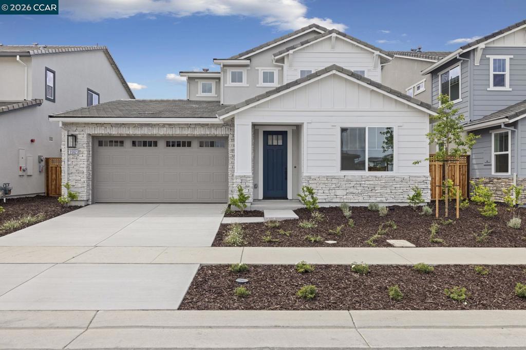 3562 Bullard Lane