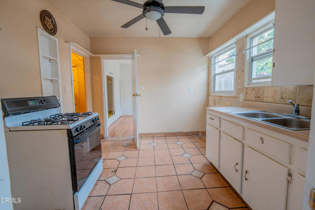 Detail Gallery Image 6 of 25 For 557 561 N North Olive Street St, Ventura,  CA 93001 - – Beds | – Baths