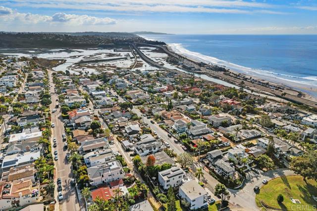 Detail Gallery Image 18 of 21 For 2319 21 Newcastle Avenue, Cardiff By The Sea,  CA 92007 - – Beds | – Baths