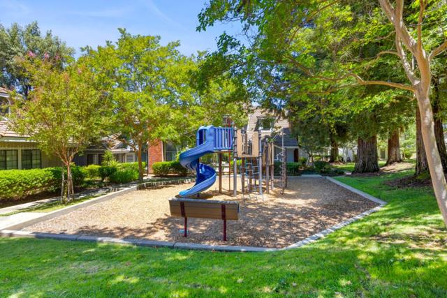 2784 Buena Point Court, San Jose CA: https://media.crmls.org/mediaz/c5ce60a2-7324-41a1-bbd7-c4be4944c486.jpg
