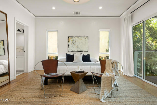6201 1/4 Saylin Lane, Los Angeles CA: https://media.crmls.org/mediaz/c5cf0f5d-9fb6-48c3-968e-b549d40098e3.jpg