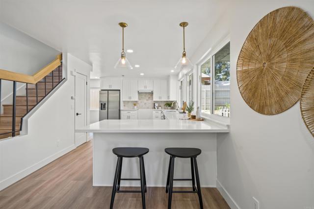 223 Cottingham Ct, Oceanside CA: https://media.crmls.org/mediaz/c5d07322-b43d-49a5-8fe7-7a53538bf413.jpg