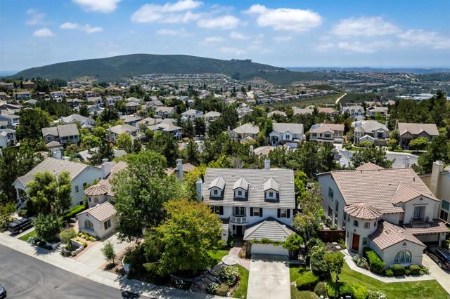 1569 Glencrest Drive, San Marcos CA: https://media.crmls.org/mediaz/c5d13061-6286-46bd-a872-672727c2b15b.jpg