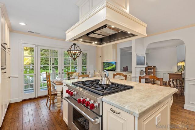 Image 4 of 41 For 1642 Kings Way