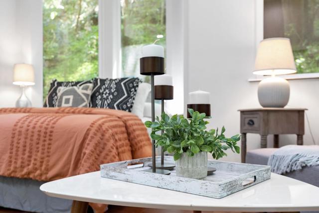 18460 Circle Drive, Los Gatos CA: https://media.crmls.org/mediaz/c5d29527-508d-4b5d-9e83-bb01e9806263.jpg