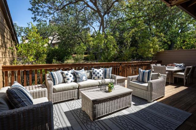 2 Hallmark Circle, Menlo Park CA: https://media.crmls.org/mediaz/c5d314bb-2fd4-47d5-b3a7-fad23a5b8294.jpg