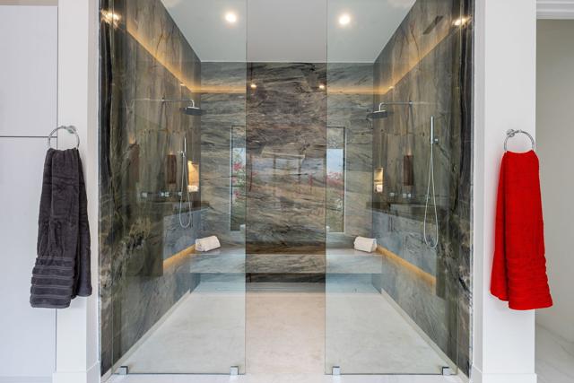 53985 Del Gato Drive, La Quinta CA: https://media.crmls.org/mediaz/c5d3358e-f742-4e2c-8d01-c5136c309360.jpg