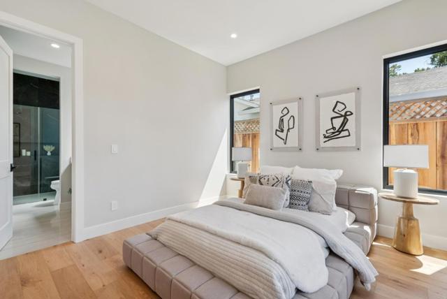1599 Bonita Avenue, Mountain View CA: https://media.crmls.org/mediaz/c5d49bcb-d50f-4bb6-9012-c76ac5211b64.jpg