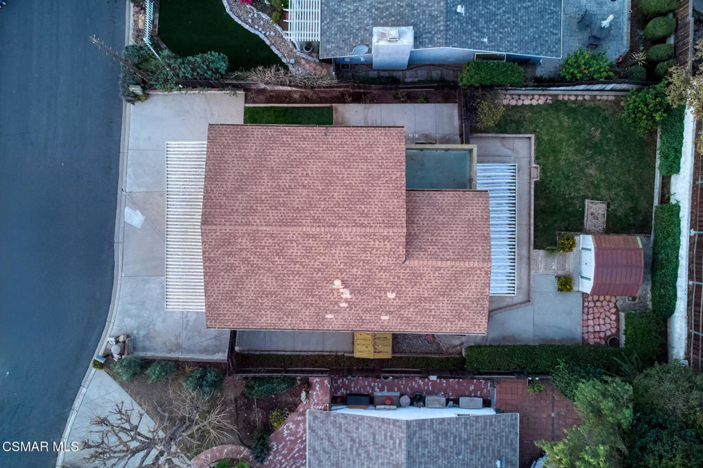 https://media.crmls.org/mediaz/c5d6f3c2-0b82-455e-bc99-1949b20298f5.jpg?preset=X-Large