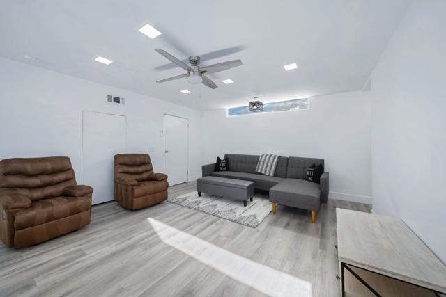 1890 S Navajo Drive, Palm Springs, CA 92264