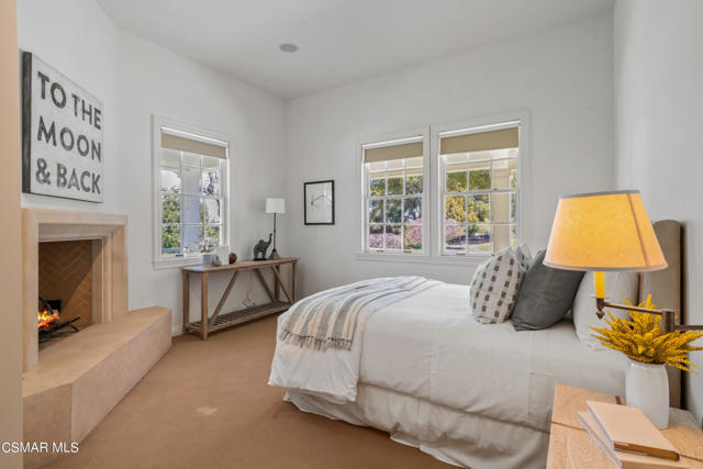1464 Hidden Valley Road, Thousand Oaks CA: https://media.crmls.org/mediaz/c5d7aab6-61bb-48aa-ae58-b3f5ad755071.jpg