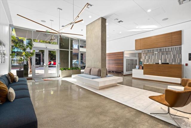 321 10Th Ave, San Diego CA: https://media.crmls.org/mediaz/c5d8a5b3-c050-48e2-9c38-33b2f71e7630.jpg