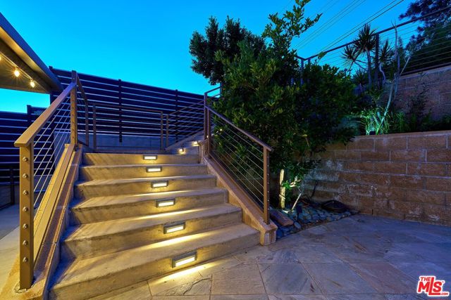3001 Cloudcrest Road, La Crescenta CA: https://media.crmls.org/mediaz/c5d9bebc-b86a-40a9-811a-c92f70ec7293.jpg