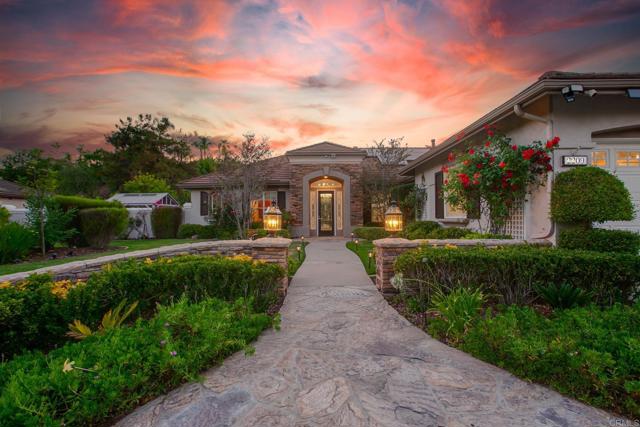 2209 Eucalyptus Ave, Escondido CA: https://media.crmls.org/mediaz/c5da95c9-0dce-4d0b-8f81-52f420cbb305.jpg
