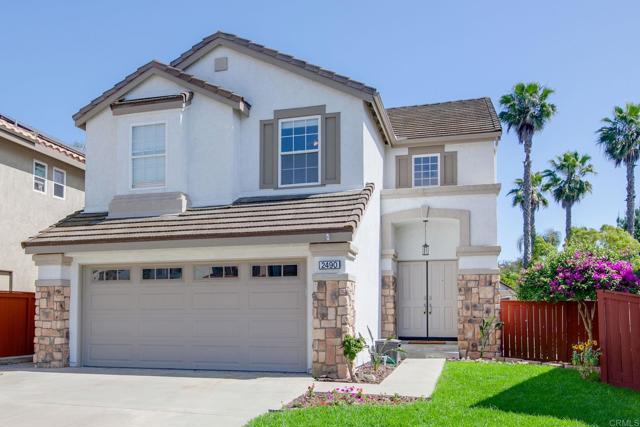 2490 Bear Rock Gln, Escondido CA: https://media.crmls.org/mediaz/c5dbf5d7-c401-4d7e-abd2-5e51dc622637.jpg