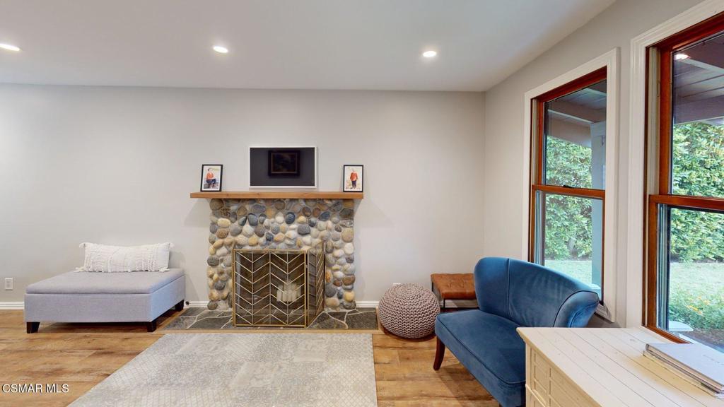 MLS #225003775 img 2