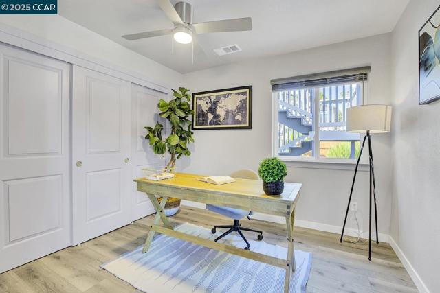 3899 Creekside Way, Oakley CA: https://media.crmls.org/mediaz/c5ddae80-1998-4aa5-b241-038f963562d9.jpg